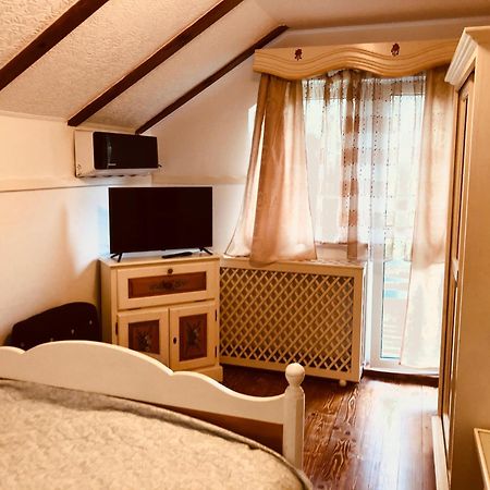 Vila Horia Bradet Săcele エクステリア 写真